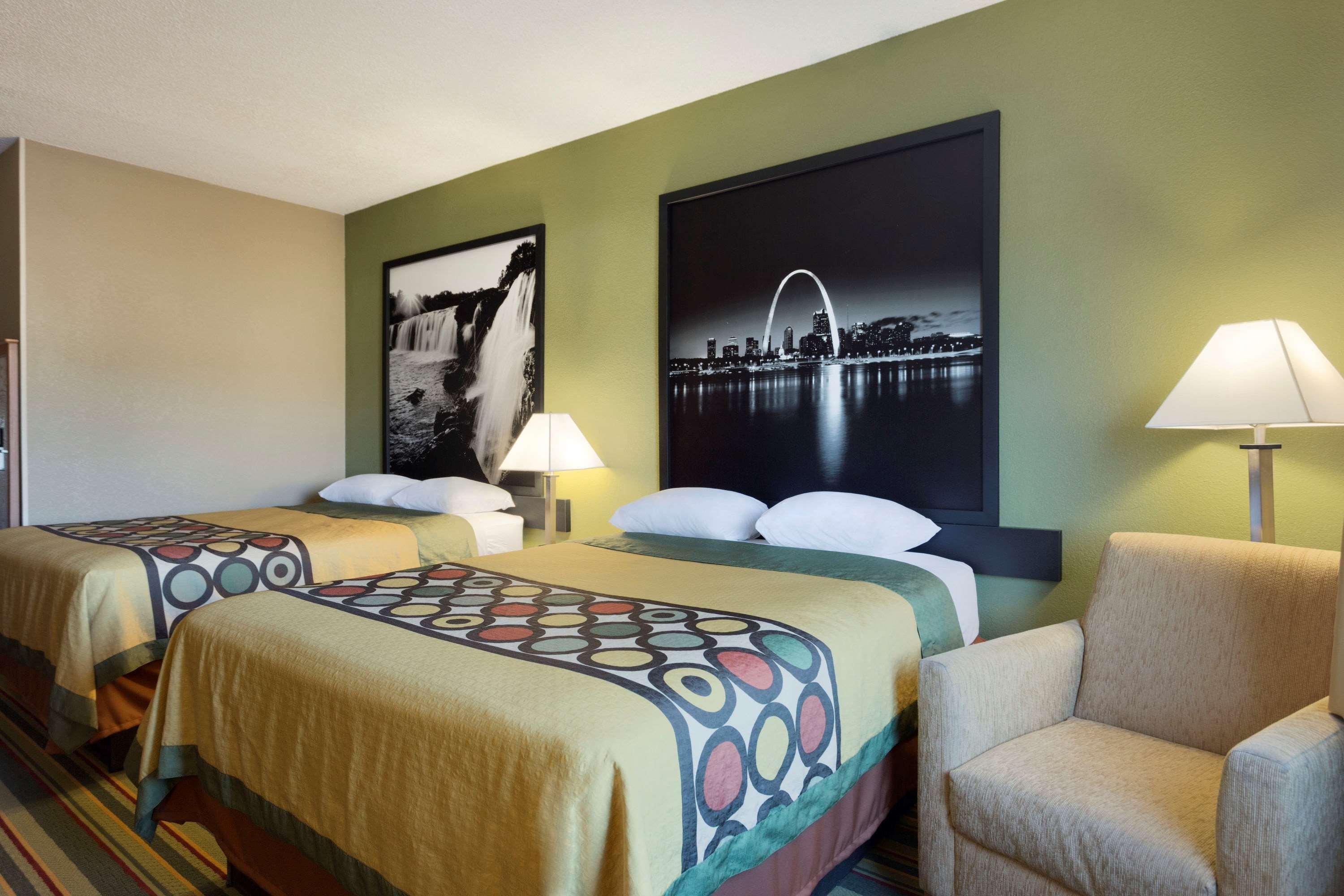 Motel Super 8 By Wyndham Lees Summit à Lee's Summit Extérieur photo